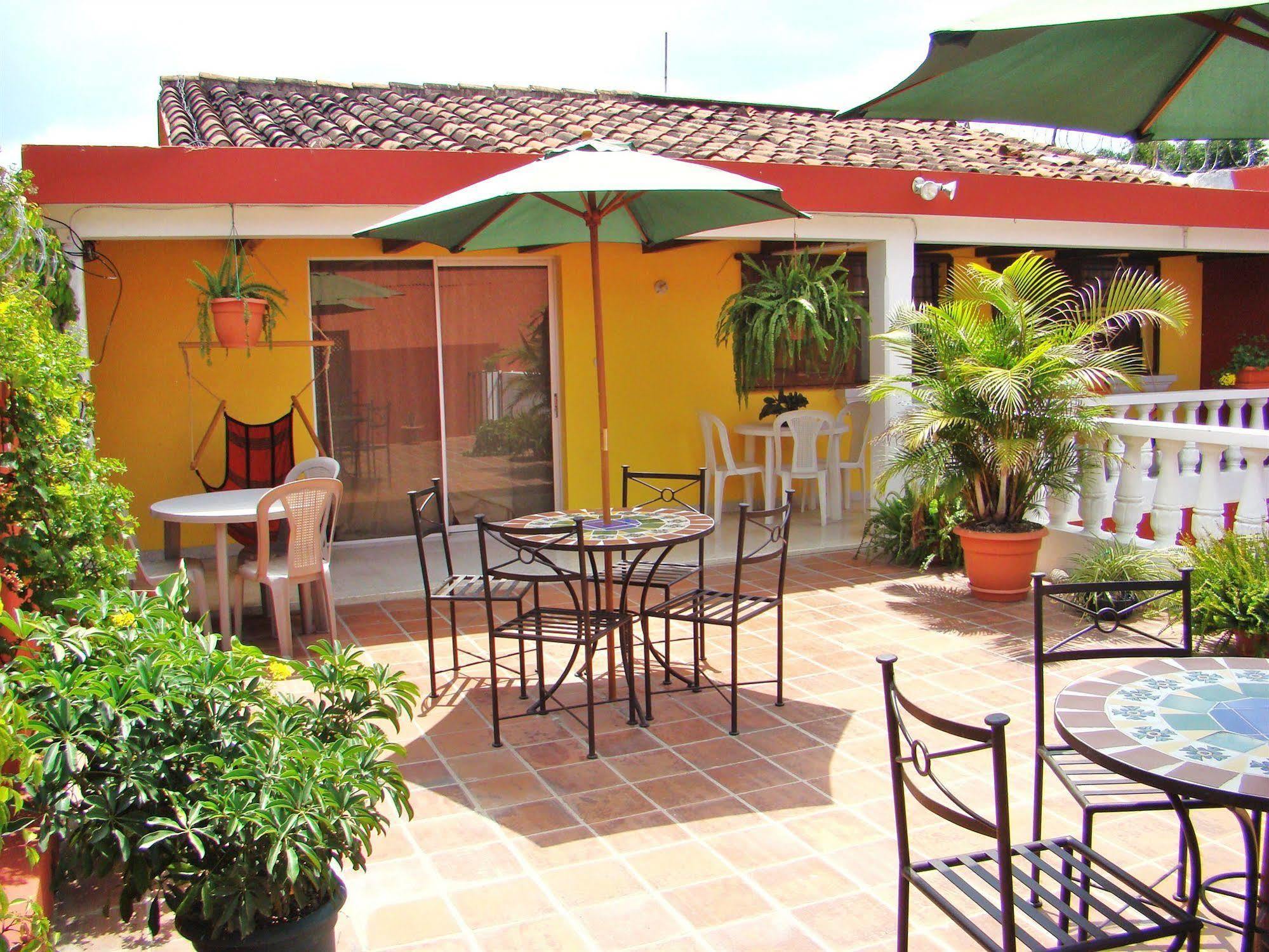 Hotel Casa Rustica By Ahs Antigua Eksteriør billede